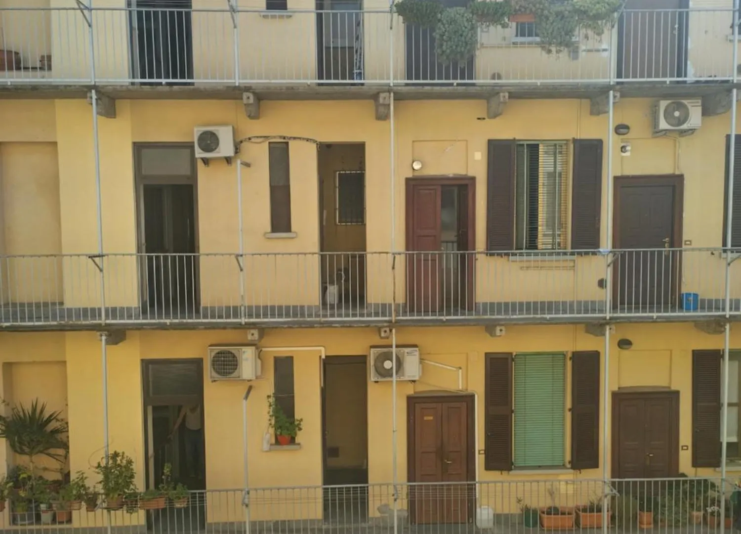 Brenta Studio - Close To Metro Milão 0*,  Itália